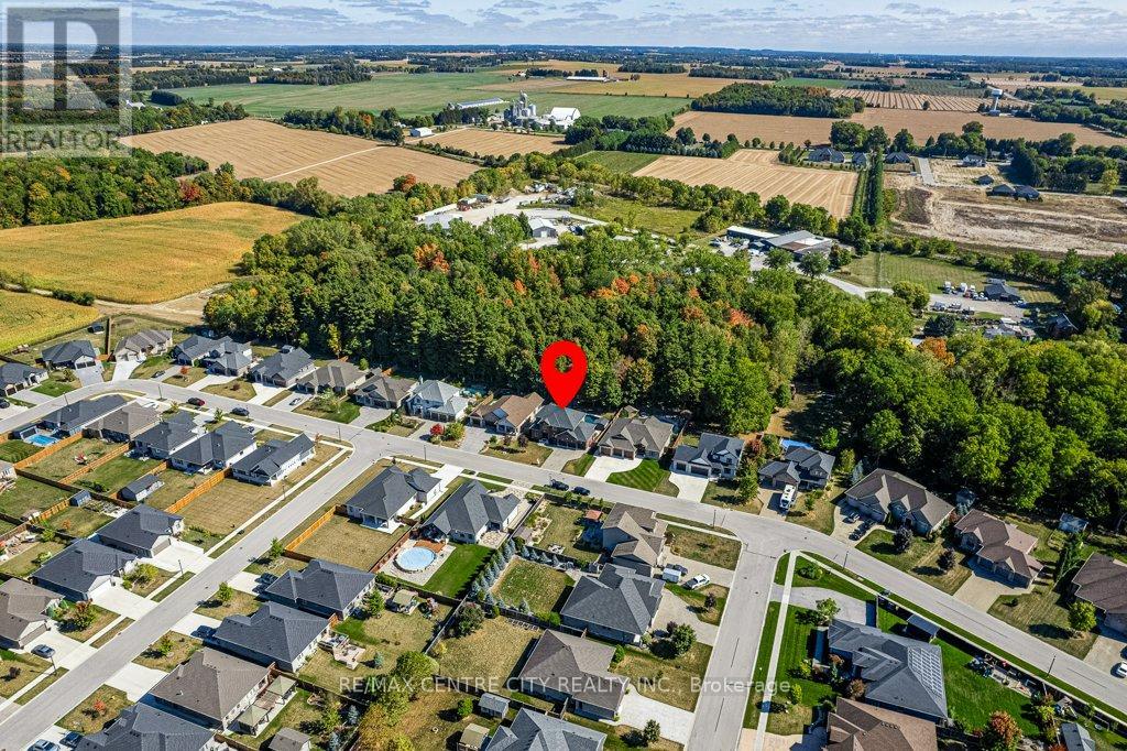 148 Elliott Trail, Thames Centre, Ontario  N0M 2P0 - Photo 43 - X12419471