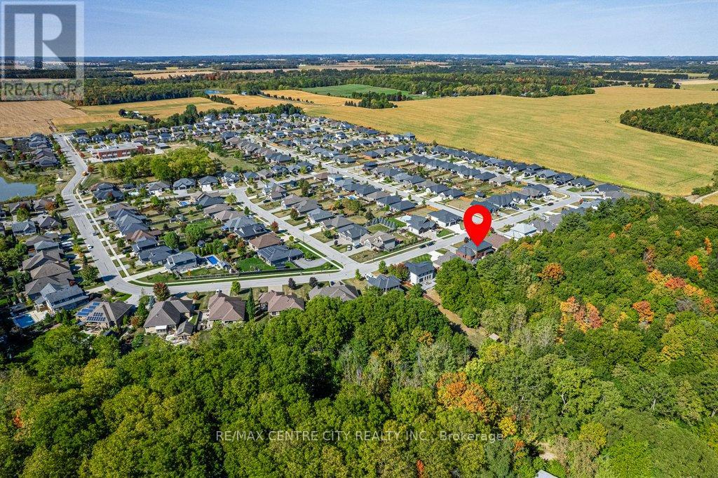 148 Elliott Trail, Thames Centre, Ontario  N0M 2P0 - Photo 46 - X12419471