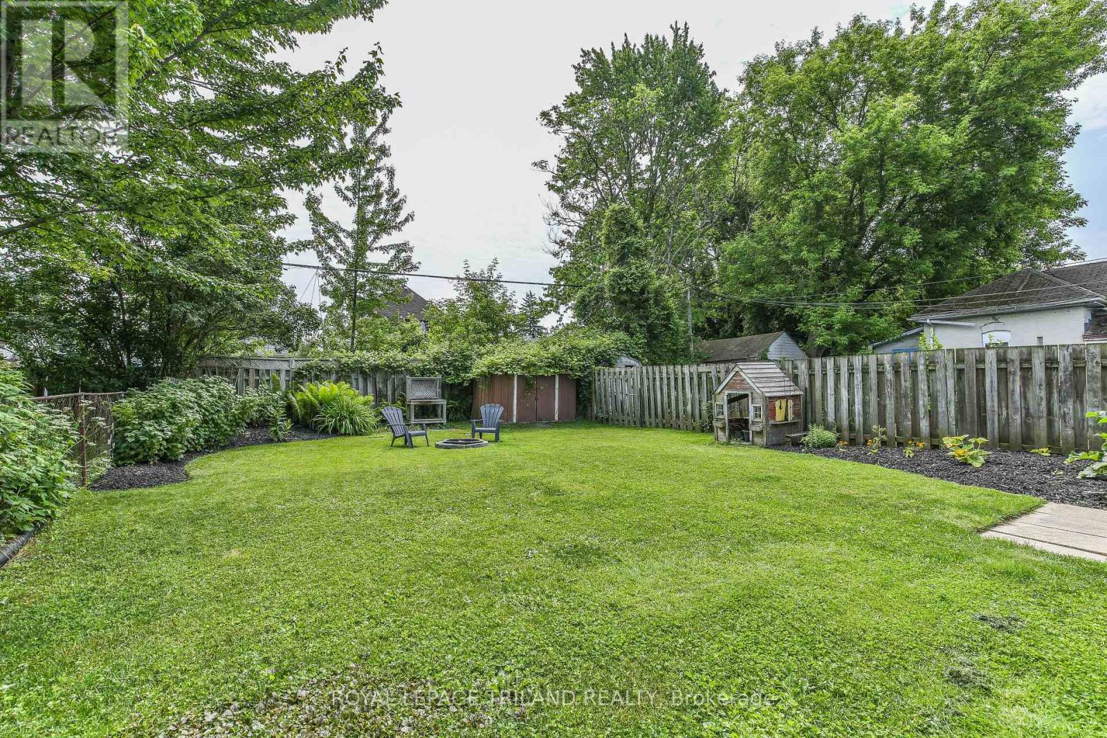83 Flora Street, St. Thomas, Ontario  N5P 2X7 - Photo 29 - X12419485