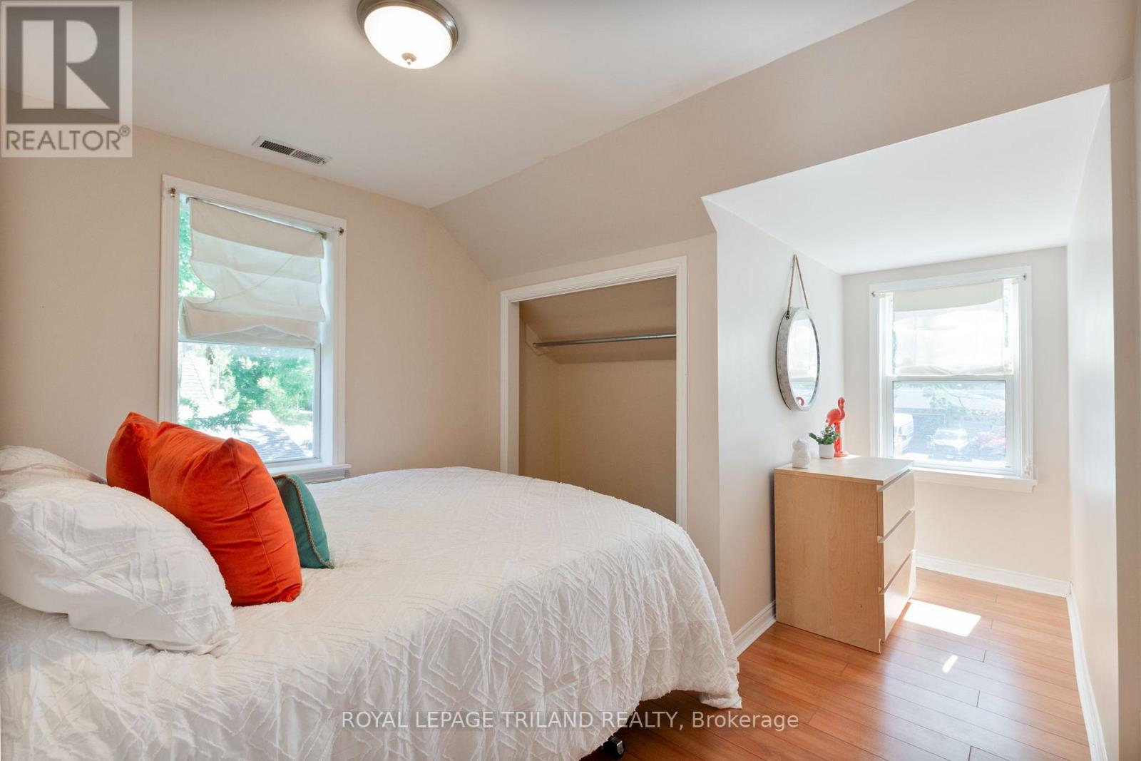 130 Duchess Avenue, Lucan Biddulph, Ontario  N0M 2J0 - Photo 22 - X12419569