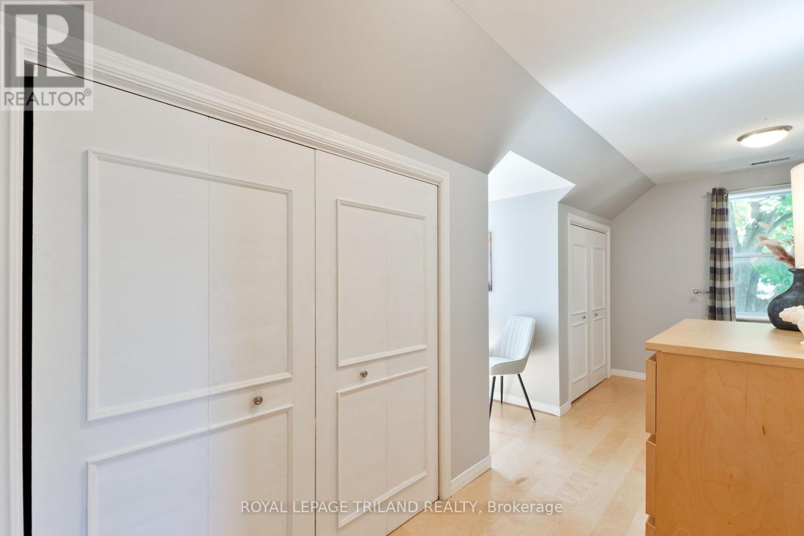 130 Duchess Avenue, Lucan Biddulph, Ontario  N0M 2J0 - Photo 24 - X12419569