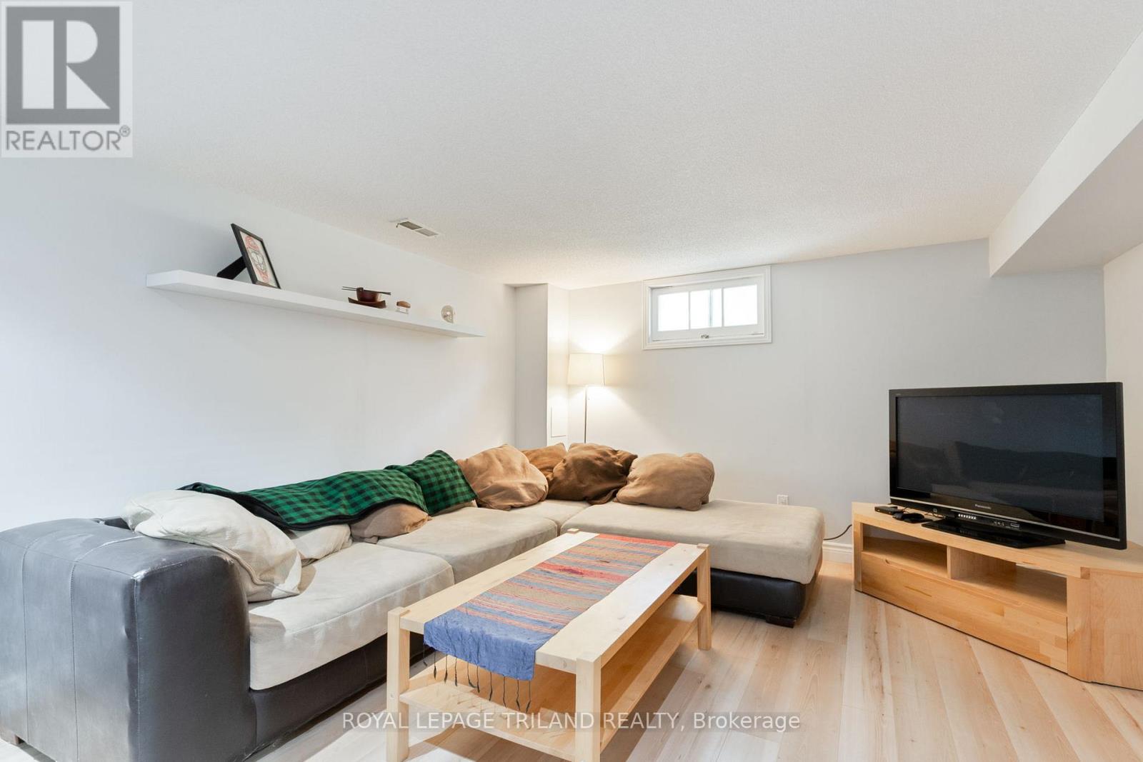 130 Duchess Avenue, Lucan Biddulph, Ontario  N0M 2J0 - Photo 28 - X12419569