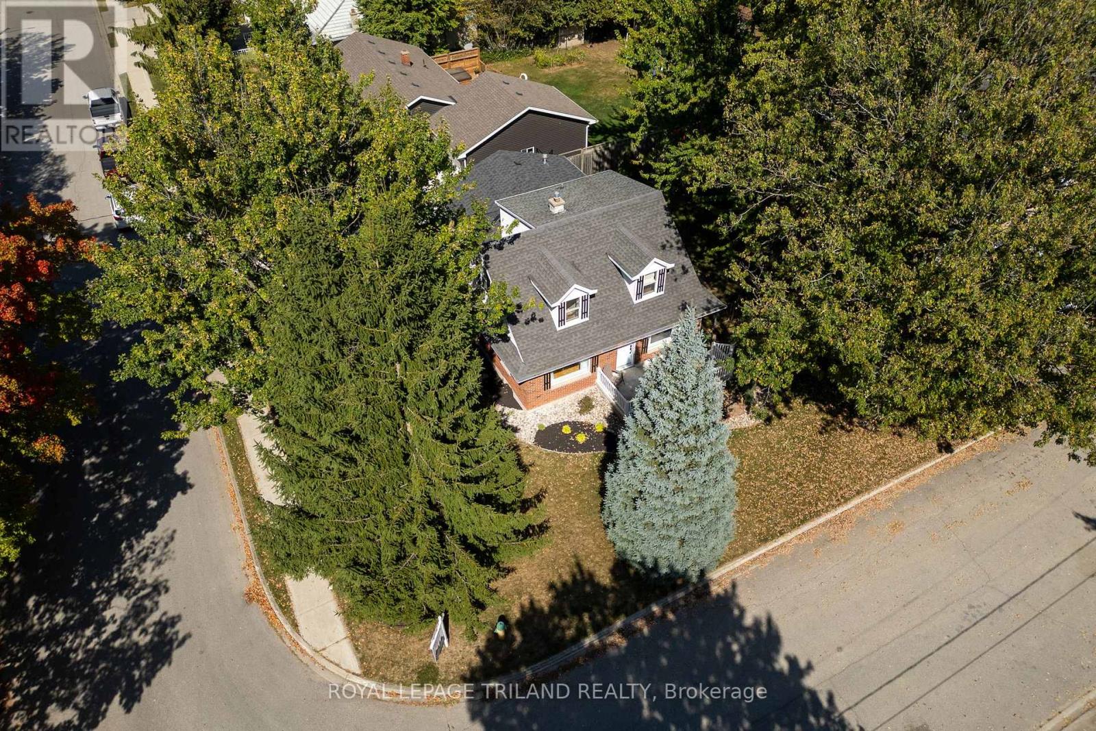 130 Duchess Avenue, Lucan Biddulph, Ontario  N0M 2J0 - Photo 41 - X12419569