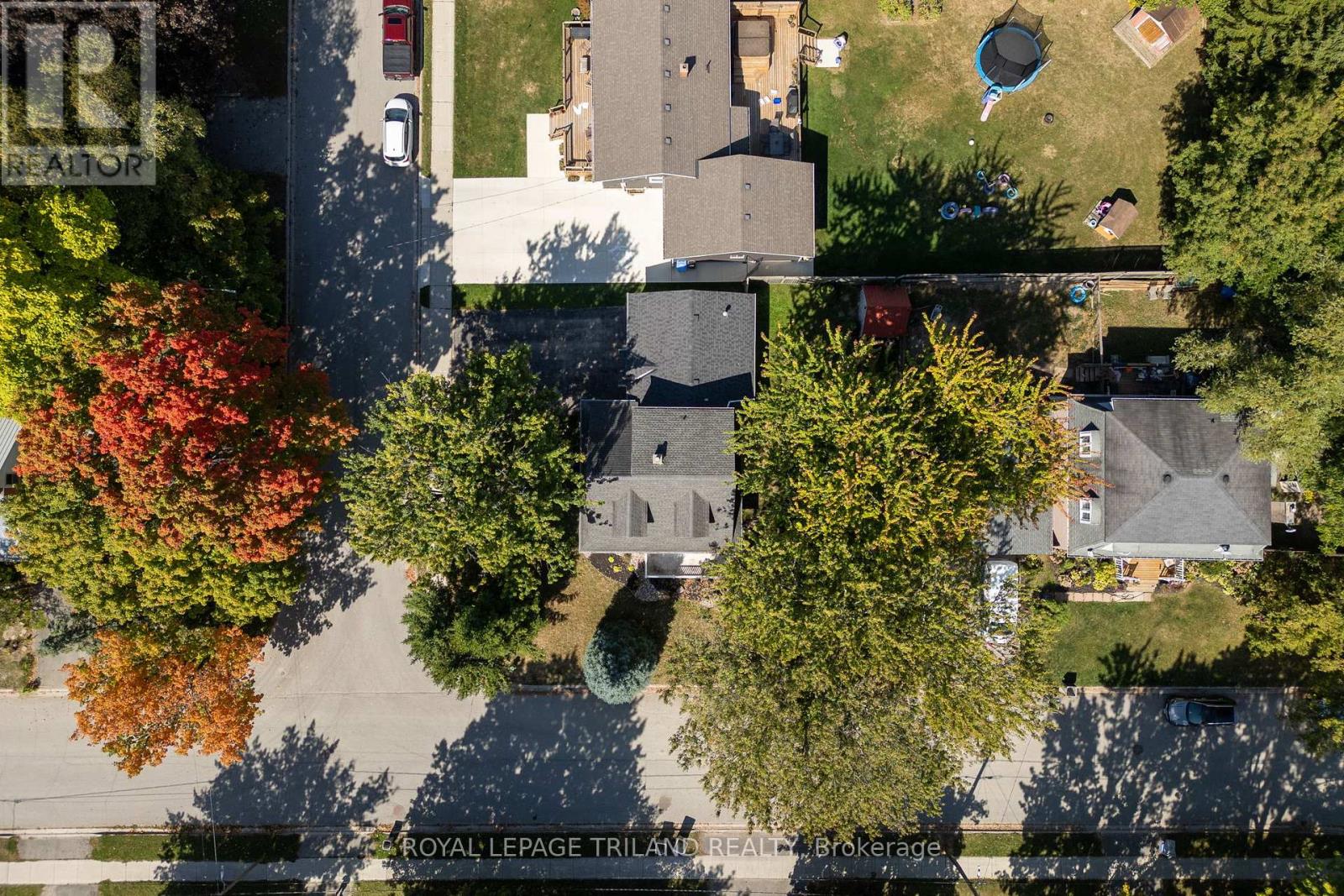 130 Duchess Avenue, Lucan Biddulph, Ontario  N0M 2J0 - Photo 42 - X12419569