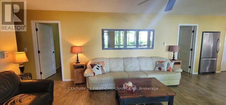 75061 Elmslie Drive S, Bluewater, Ontario  N0M 1G0 - Photo 13 - X12419572