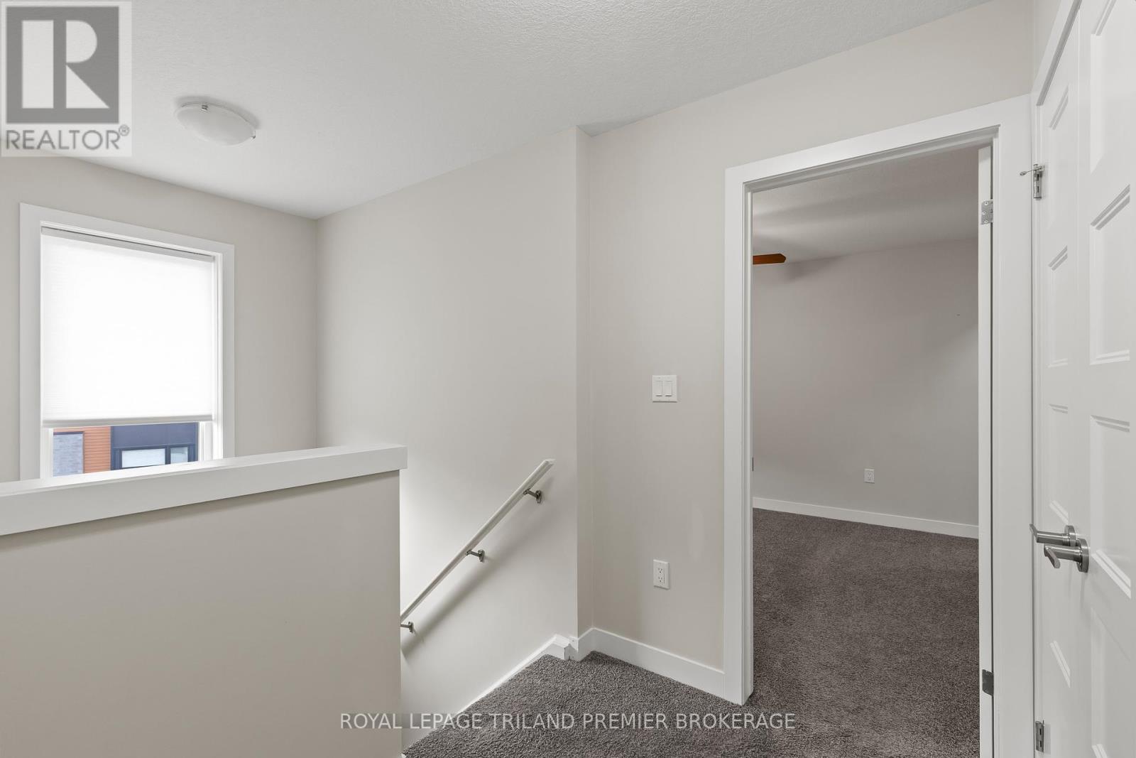 996 West Village Square, London North, Ontario  N6H 0J7 - Photo 31 - X12419573