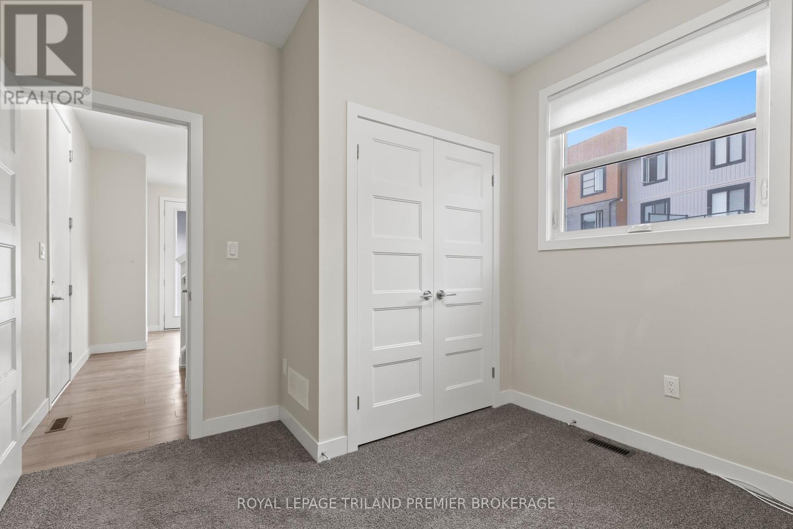 996 West Village Square, London North, Ontario  N6H 0J7 - Photo 33 - X12419573