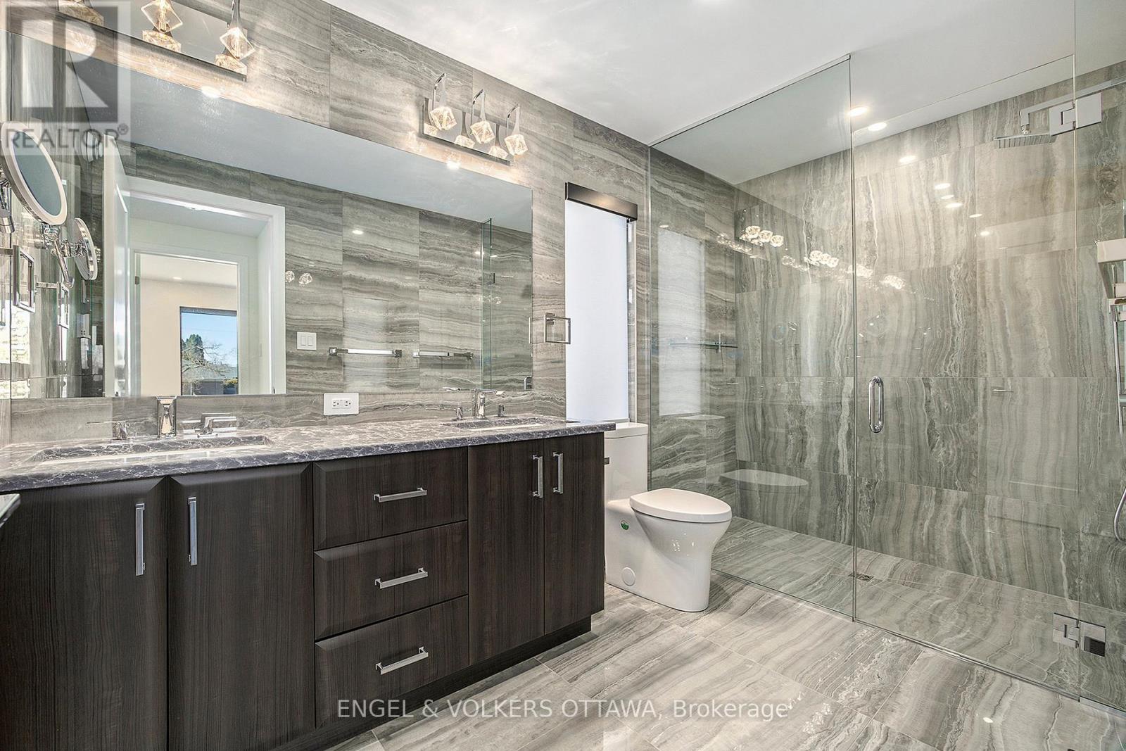 888 Melwood Avenue, Ottawa, Ontario  K2A 3C3 - Photo 28 - X12419465