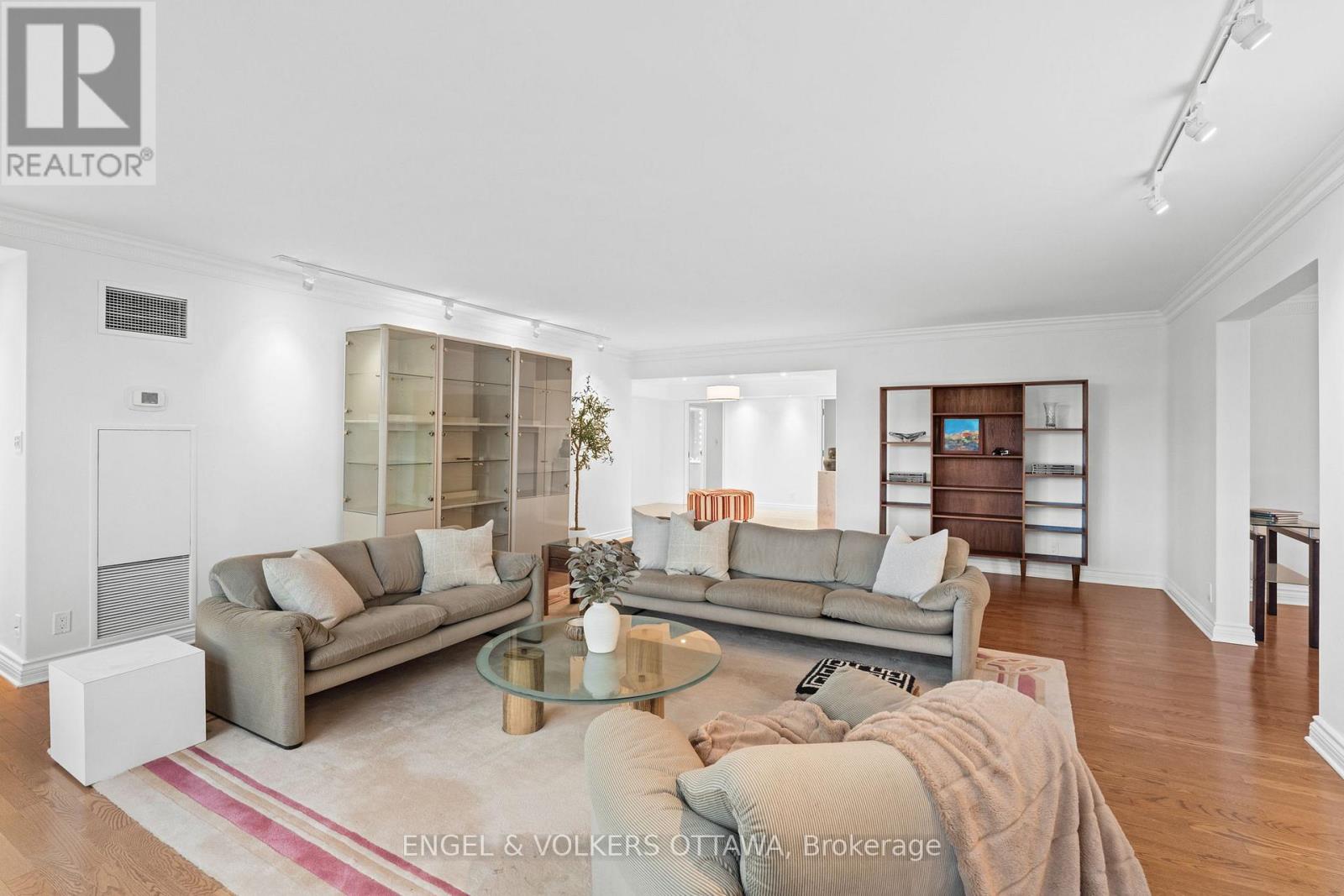 406 - 111 Echo Drive, Ottawa, Ontario  K1S 5K8 - Photo 19 - X12419510