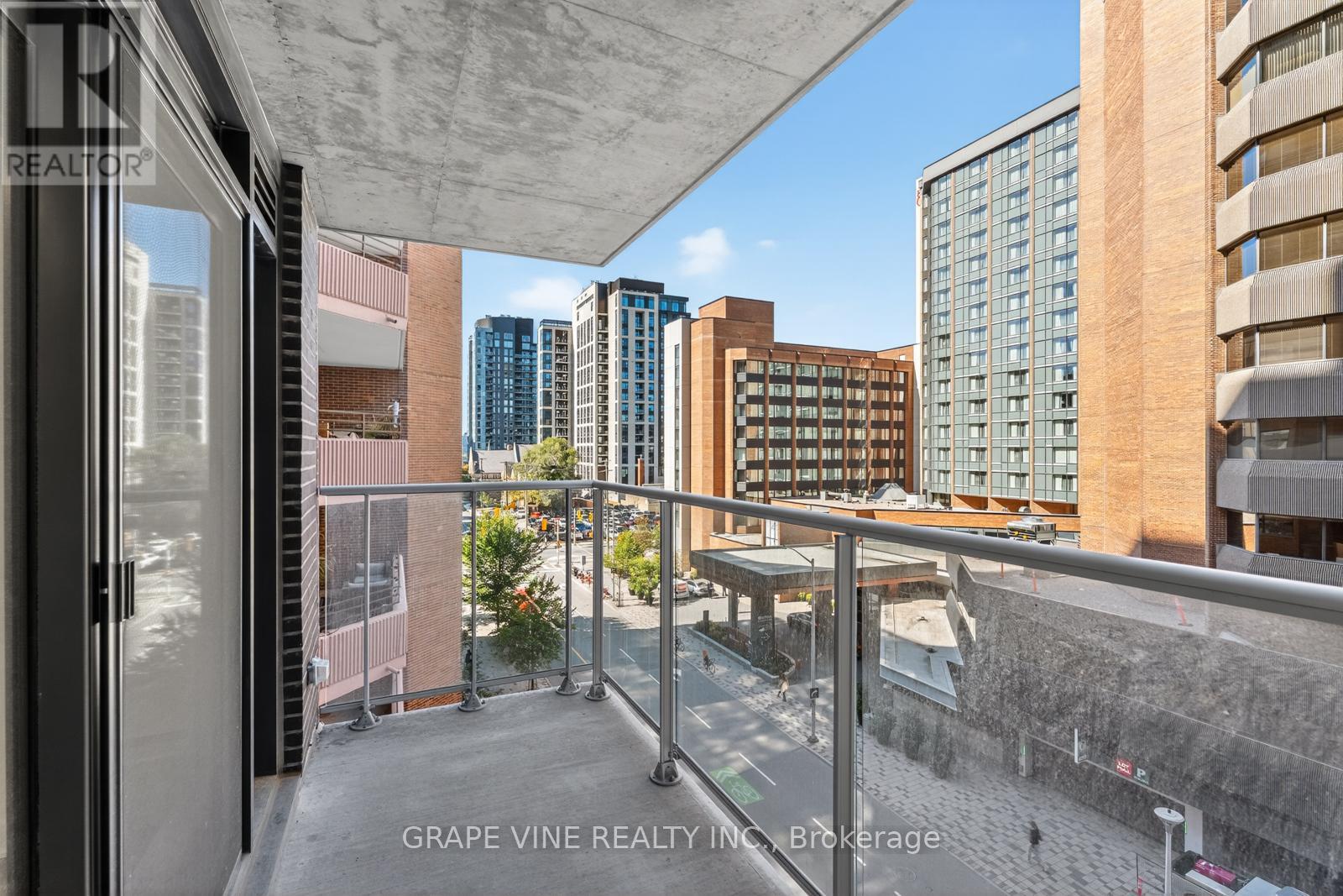 501 - 340 Queen Street, Ottawa, Ontario  K1R 0G1 - Photo 18 - X12419524