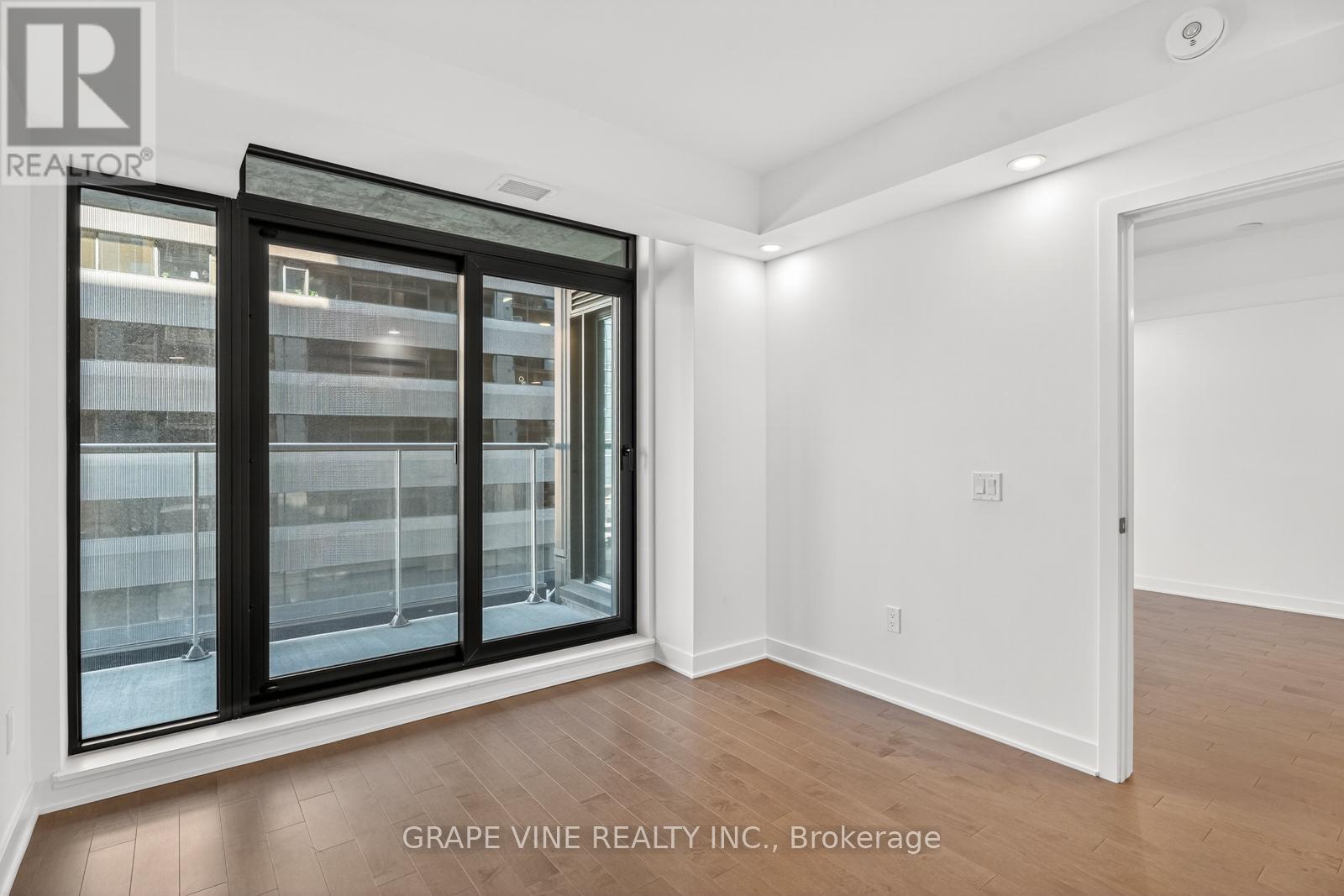 501 - 340 Queen Street, Ottawa, Ontario  K1R 0G1 - Photo 21 - X12419524