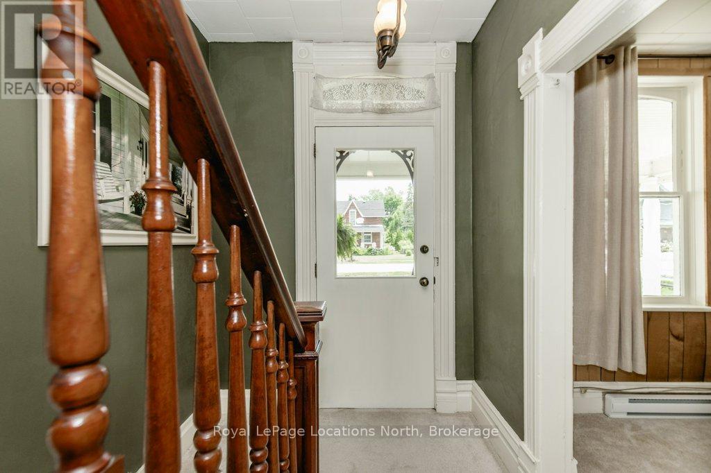 10 Wellington Street E, Clearview, Ontario  L0M 1G0 - Photo 24 - S12419551