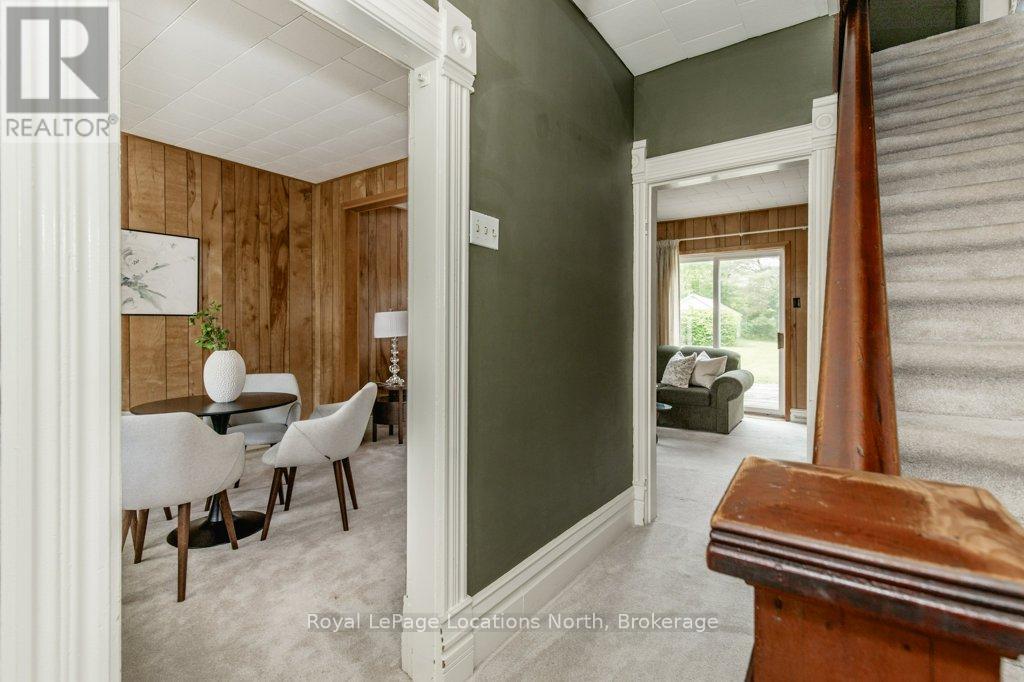 10 Wellington Street E, Clearview, Ontario  L0M 1G0 - Photo 27 - S12419551