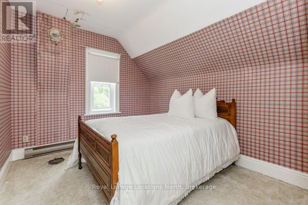 10 Wellington Street E, Clearview, Ontario  L0M 1G0 - Photo 34 - S12419551