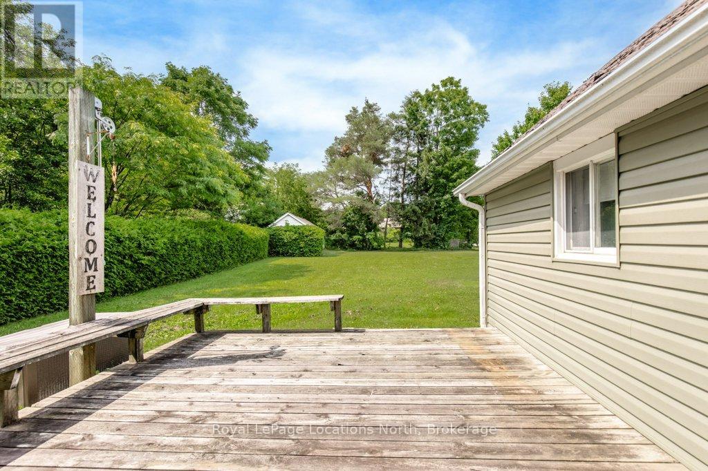 10 Wellington Street E, Clearview, Ontario  L0M 1G0 - Photo 38 - S12419551