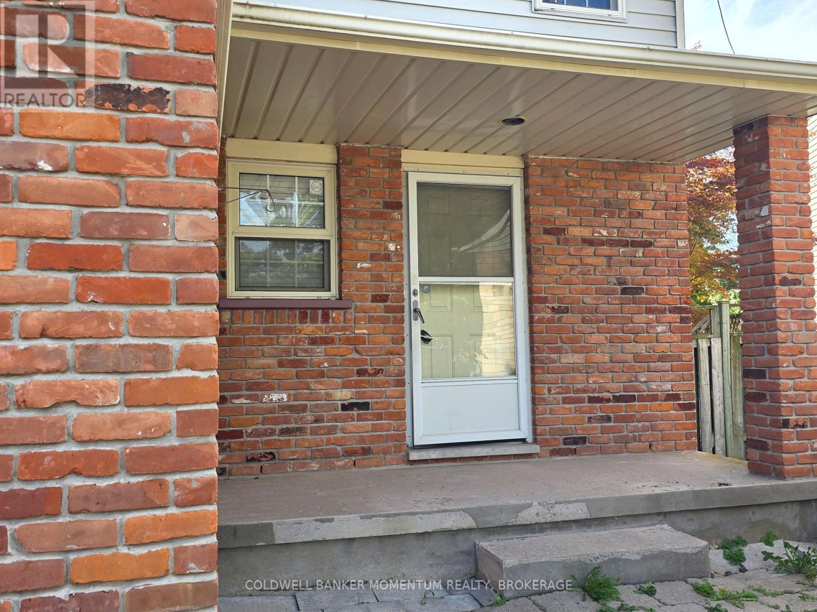 7 Terrama Court, St. Catharines, Ontario  L2S 3X1 - Photo 2 - X12419480