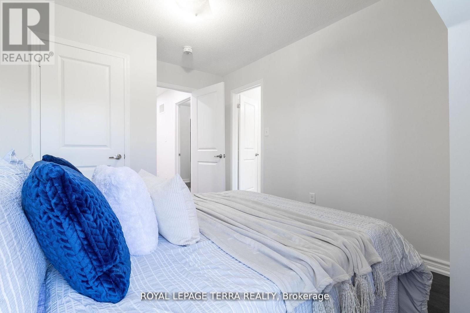 8 Graywardine Lane, Ajax, Ontario  L1Z 0R9 - Photo 28 - E12419391
