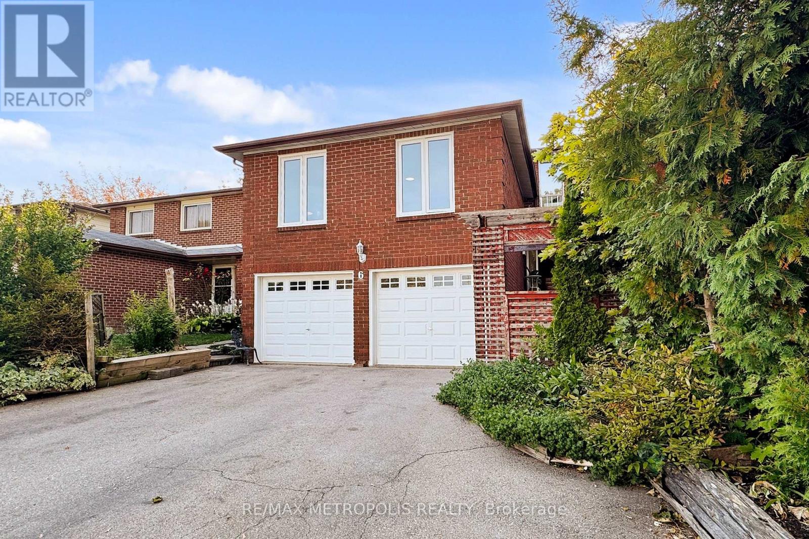 6 Rockwood Drive, Toronto, Ontario  M1M 3N1 - Photo 3 - E12419398