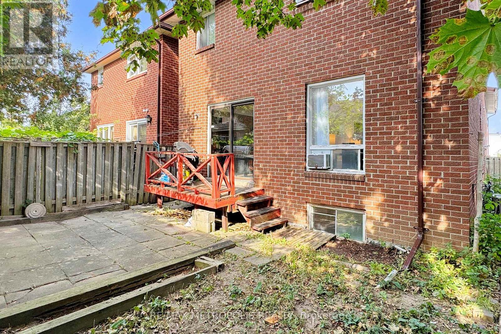 6 Rockwood Drive, Toronto, Ontario  M1M 3N1 - Photo 48 - E12419398