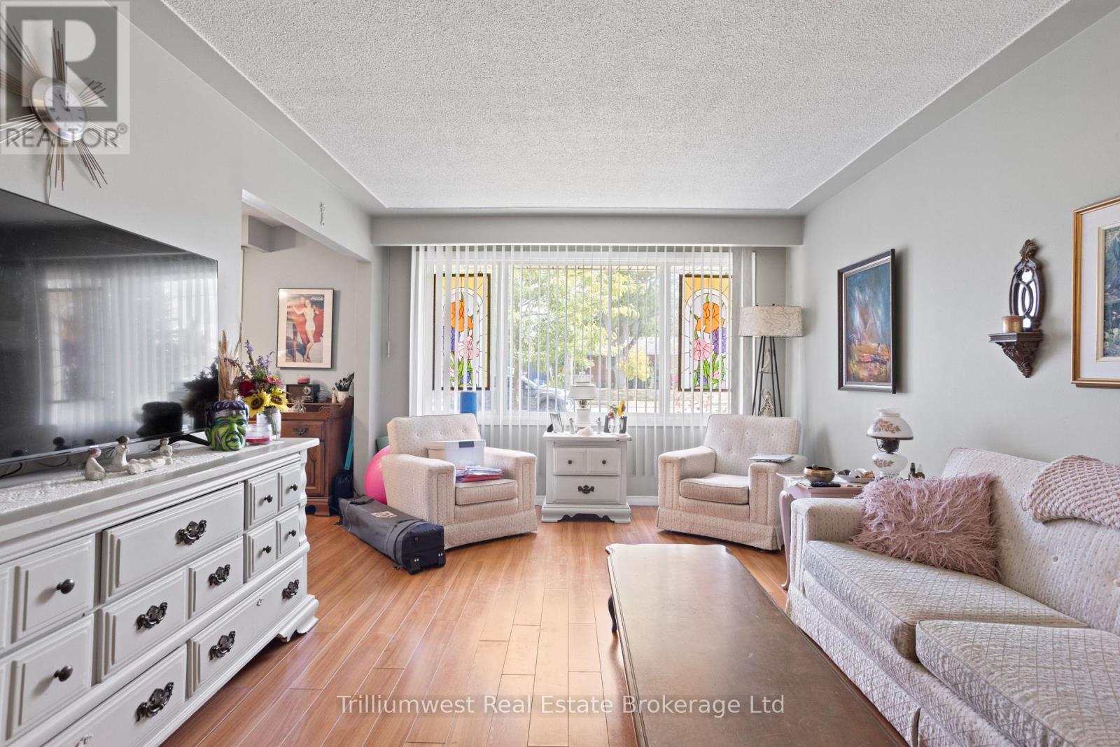 179-181 Vancouver Street, London East, Ontario  N5W 4R5 - Photo 6 - X12419484