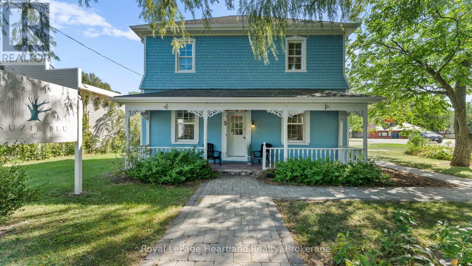 5 THE SQUARE, Bluewater, Ontario