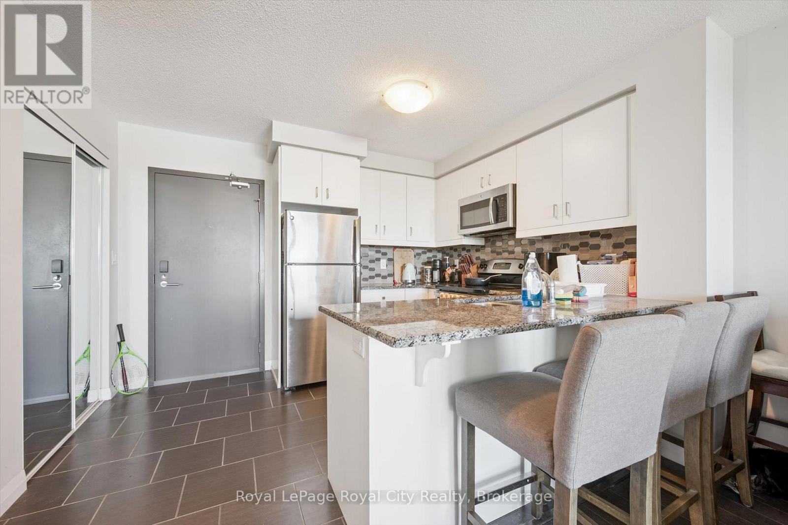 912 - 53 Arthur Street S, Guelph (St. Patrick's Ward), Ontario  N1E 0P5 - Photo 33 - X12419596