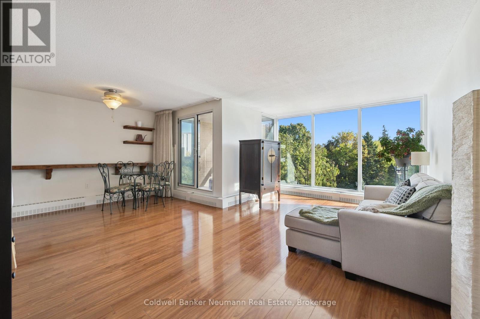 303 - 19 Woodlawn Road E, Guelph (Riverside Park), Ontario  N1H 7B1 - Photo 8 - X12419598