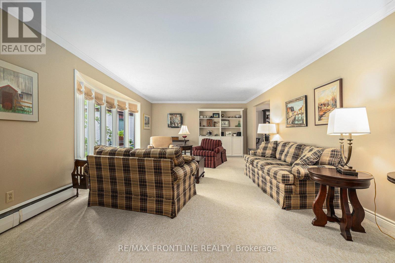 12 Glenview Crescent, Perth, Ontario  K7H 2L2 - Photo 7 - X12419584