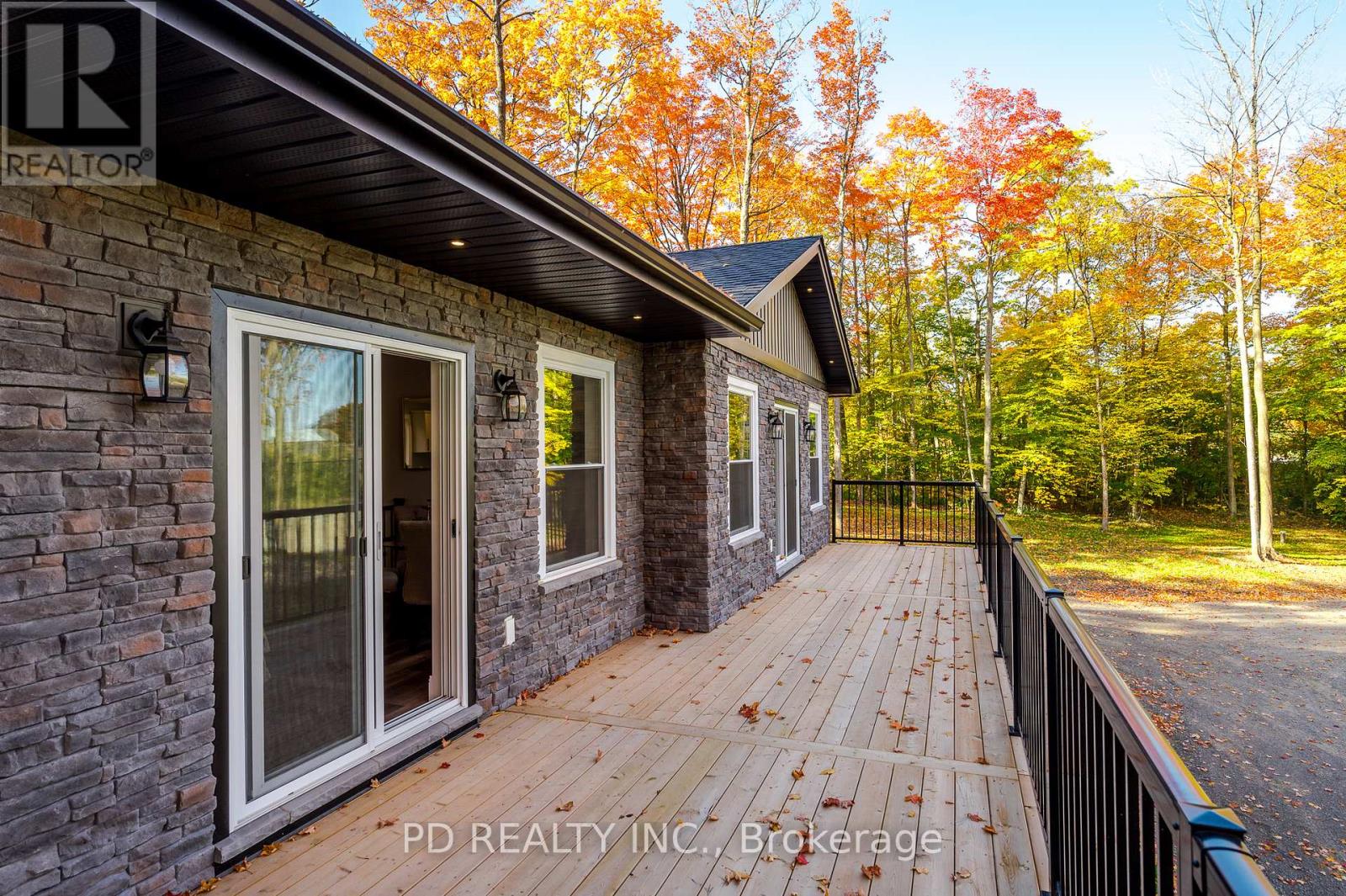 2 East Street, Kawartha Lakes, Ontario  L0A 1A0 - Photo 29 - X12419519