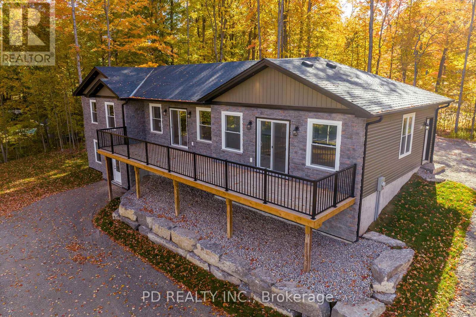 2 East Street, Kawartha Lakes, Ontario  L0A 1A0 - Photo 4 - X12419519