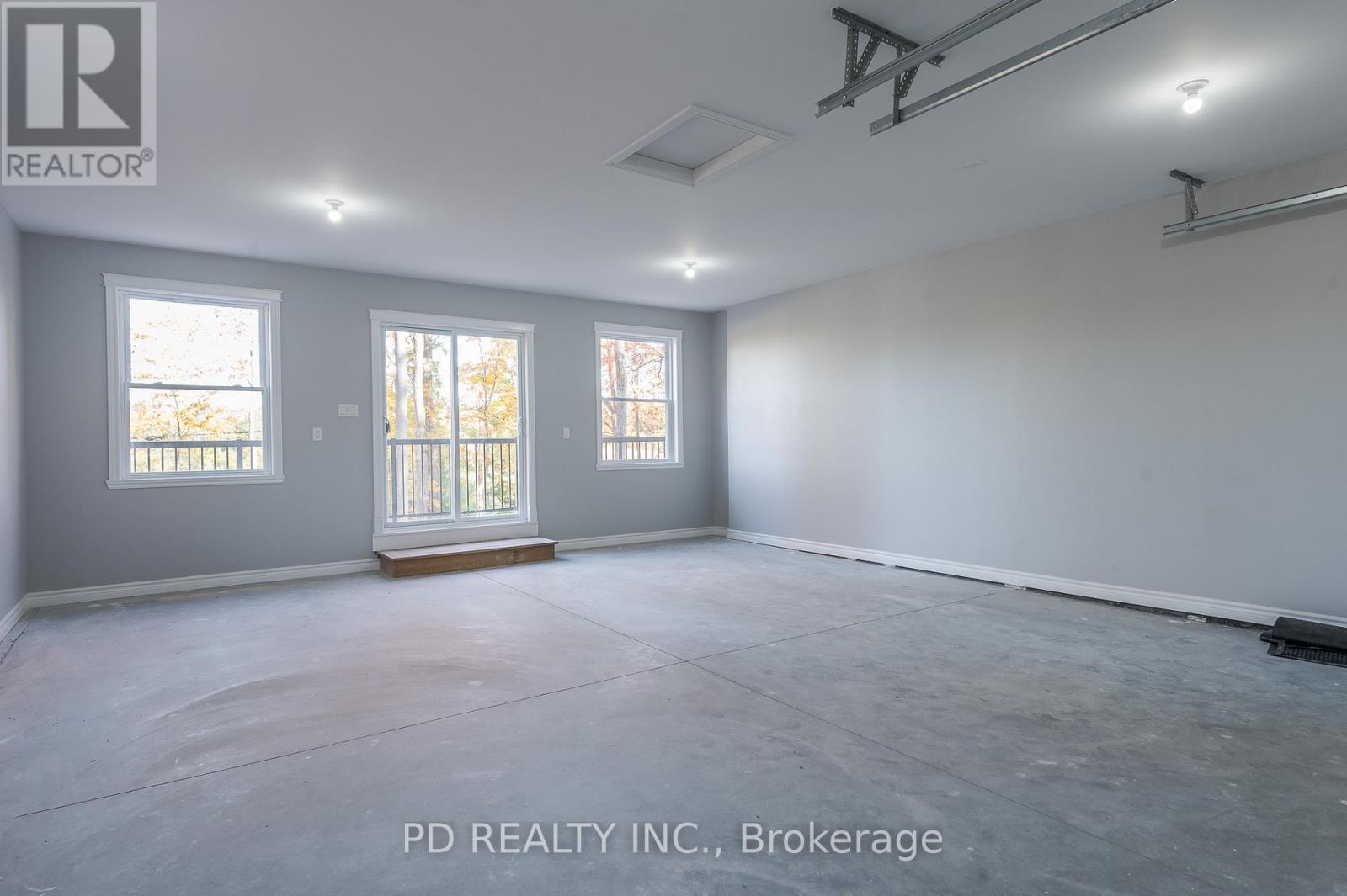 2 East Street, Kawartha Lakes, Ontario  L0A 1A0 - Photo 41 - X12419519