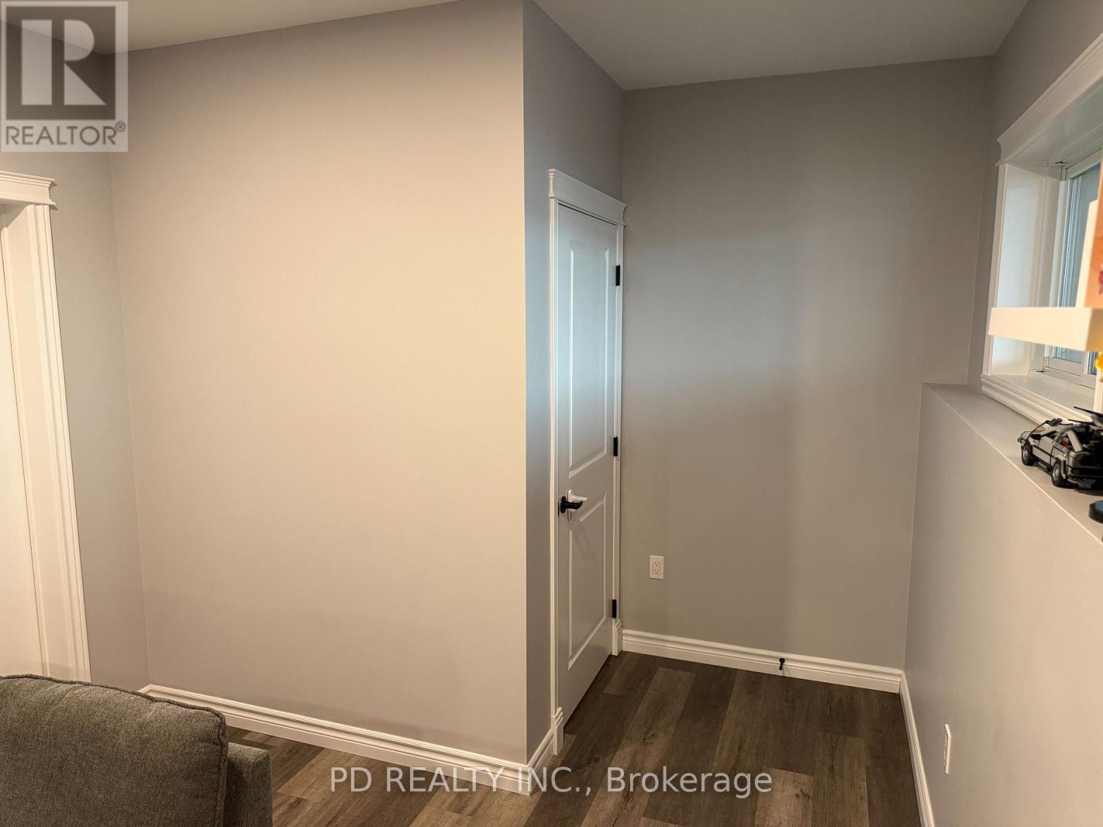 2 East Street, Kawartha Lakes, Ontario  L0A 1A0 - Photo 45 - X12419519