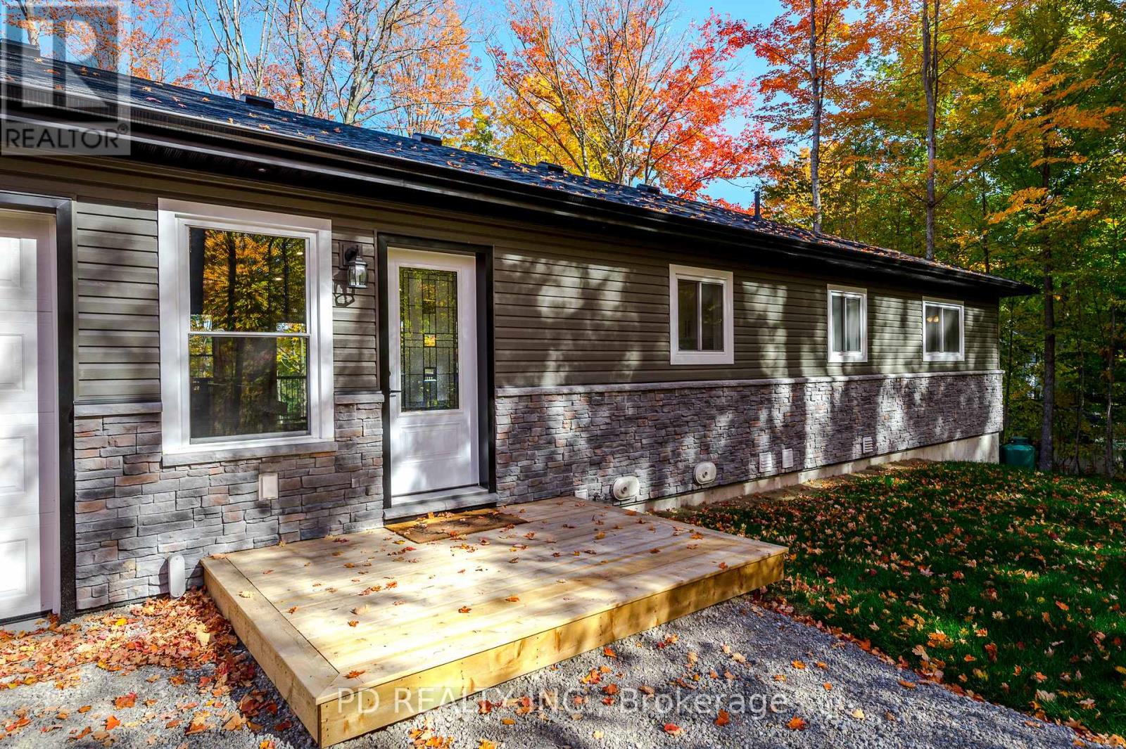 2 East Street, Kawartha Lakes, Ontario  L0A 1A0 - Photo 6 - X12419519