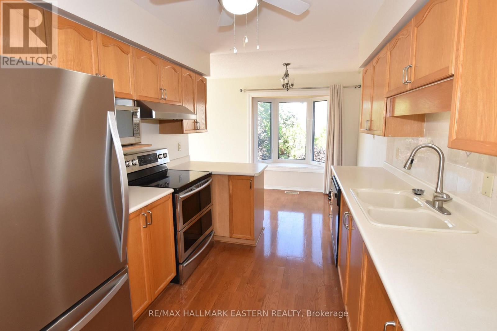 316a - 1099 Clonsilla Avenue, Peterborough, Ontario J9J 8L6 - Photo 9 - X12419550