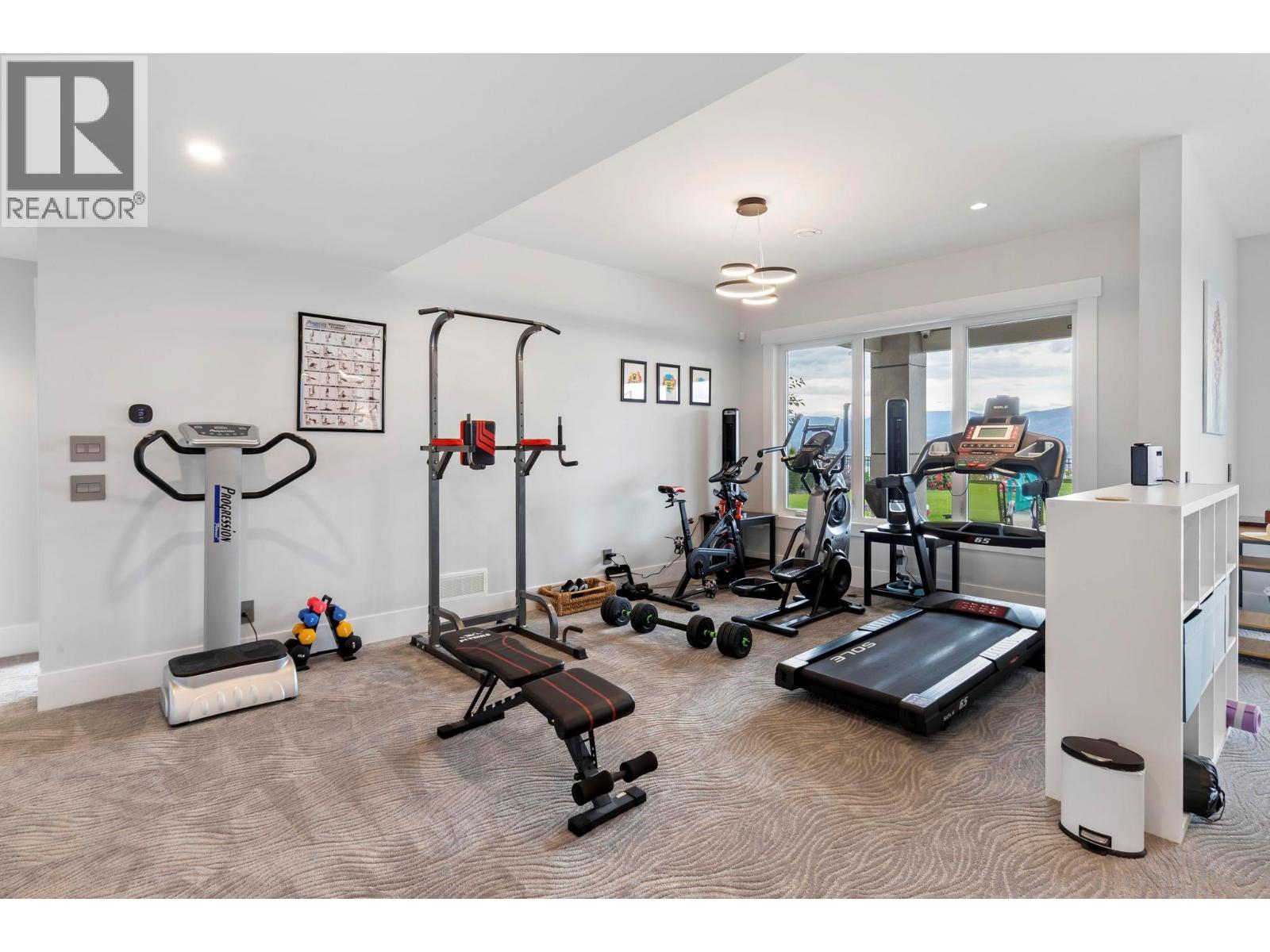 5564 Upper Mission Drive Kelowna Photo 67