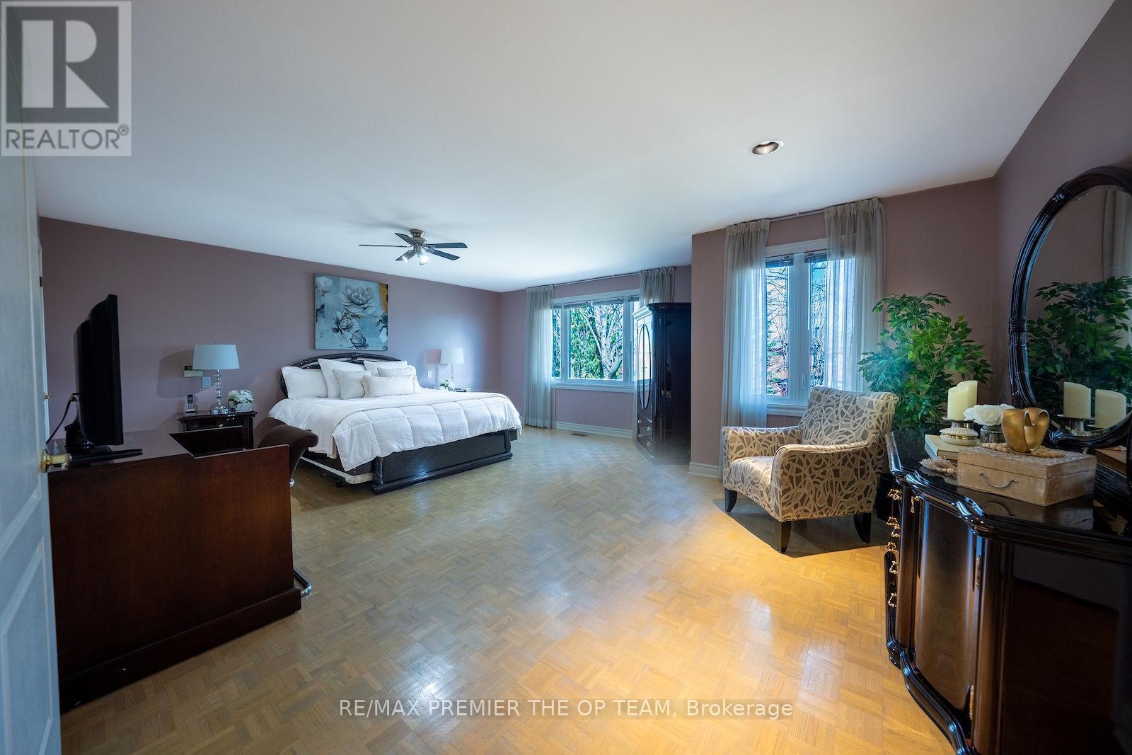 182 Clover Leaf Street, Vaughan, Ontario  L4L 5H7 - Photo 23 - N12419417