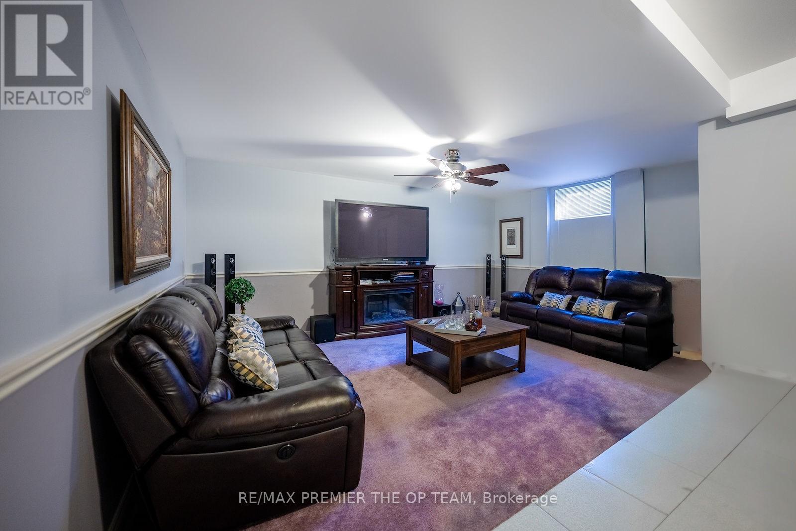 182 Clover Leaf Street, Vaughan, Ontario  L4L 5H7 - Photo 36 - N12419417
