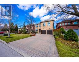 182 CLOVER LEAF STREET, Vaughan, Ontario