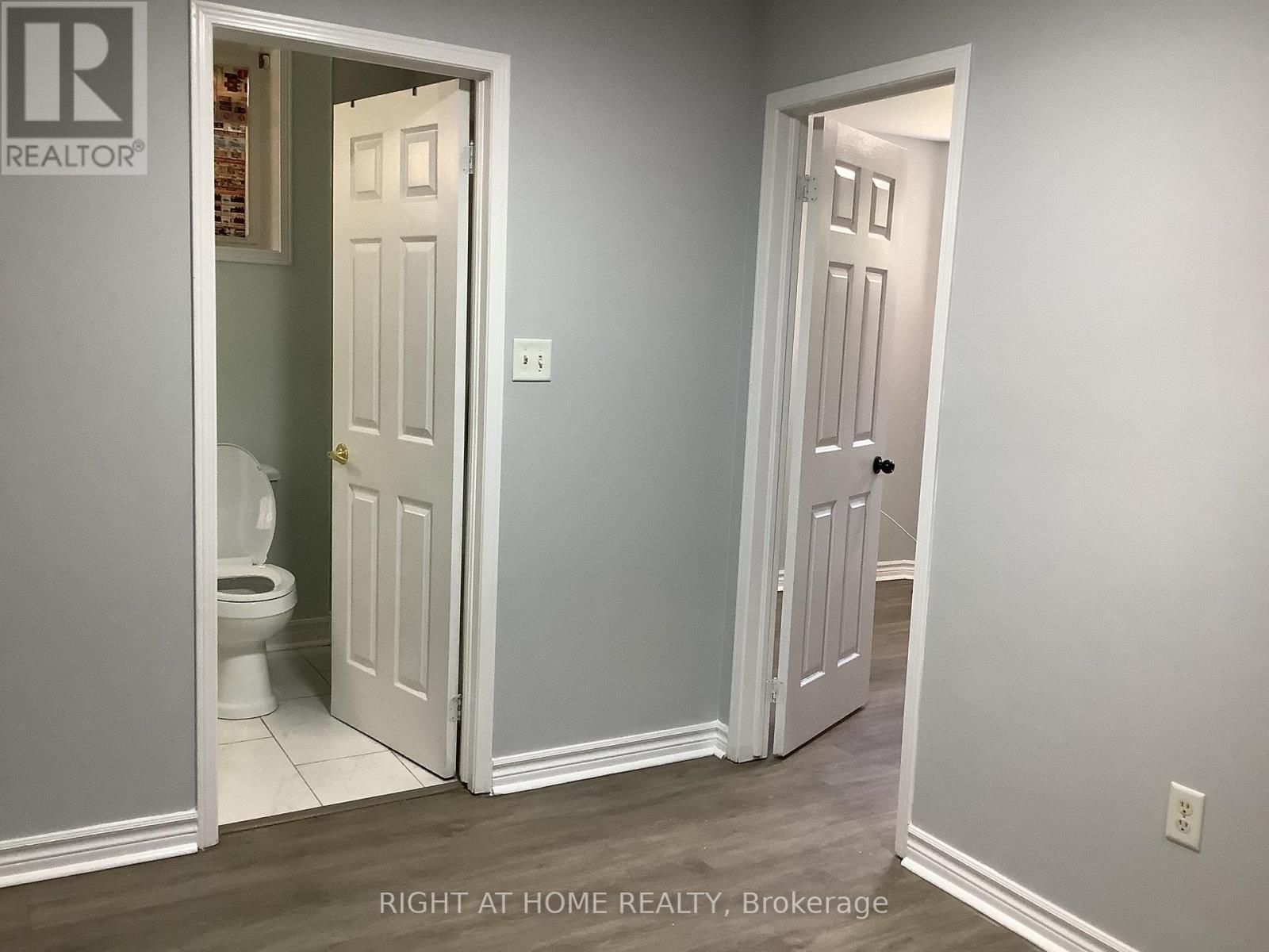 17 Dunsmore Lane, Barrie, Ontario  L4M 7A1 - Photo 17 - S12419432