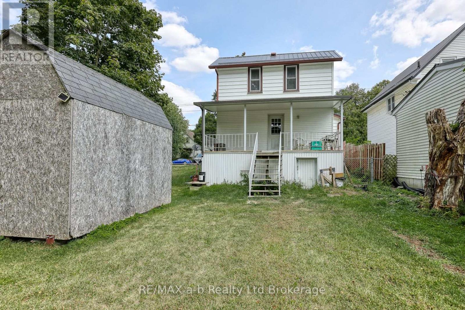 17 Bexley Street, Woodstock, Ontario  N4S 5X6 - Photo 10 - X12419477