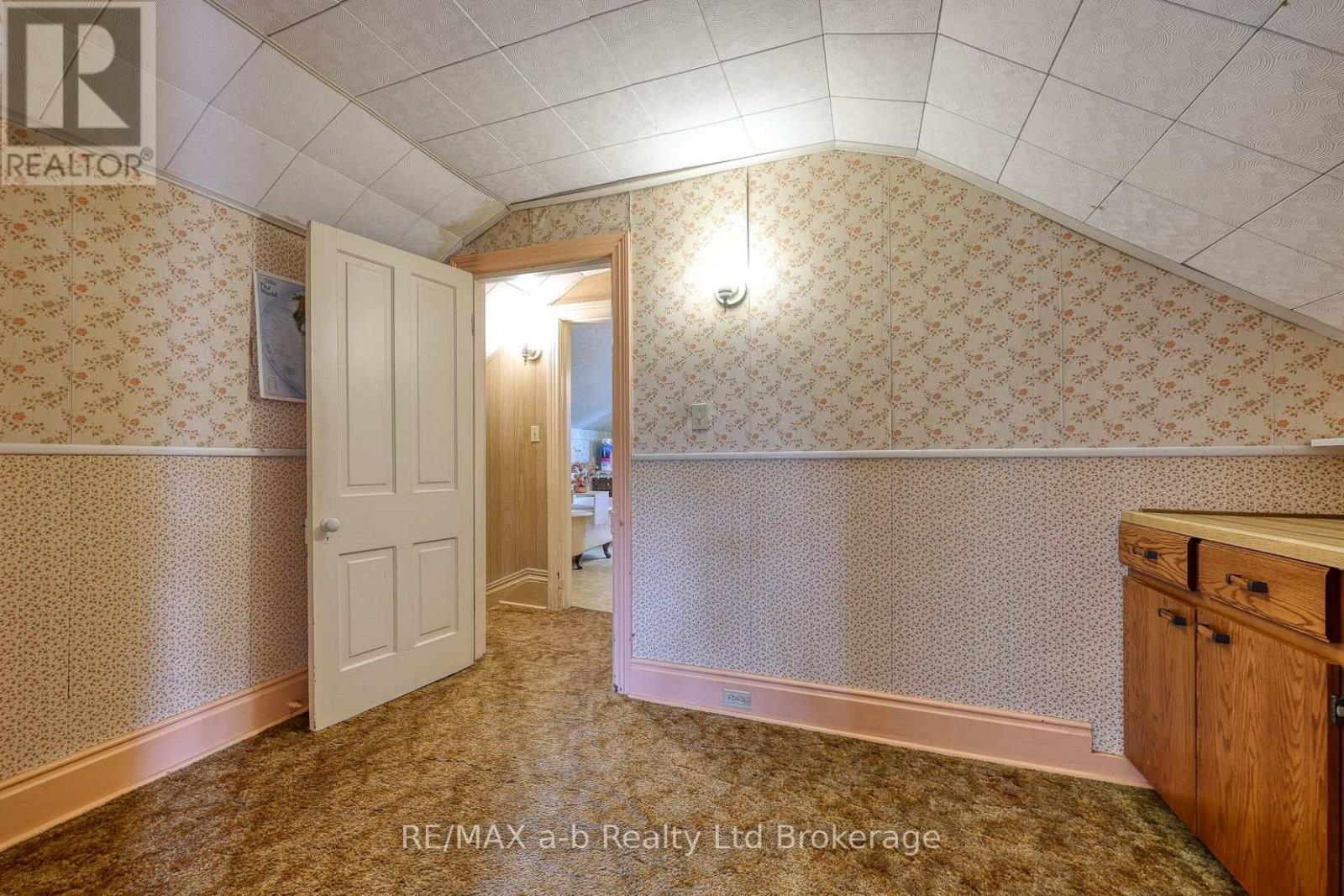 17 Bexley Street, Woodstock, Ontario  N4S 5X6 - Photo 29 - X12419477