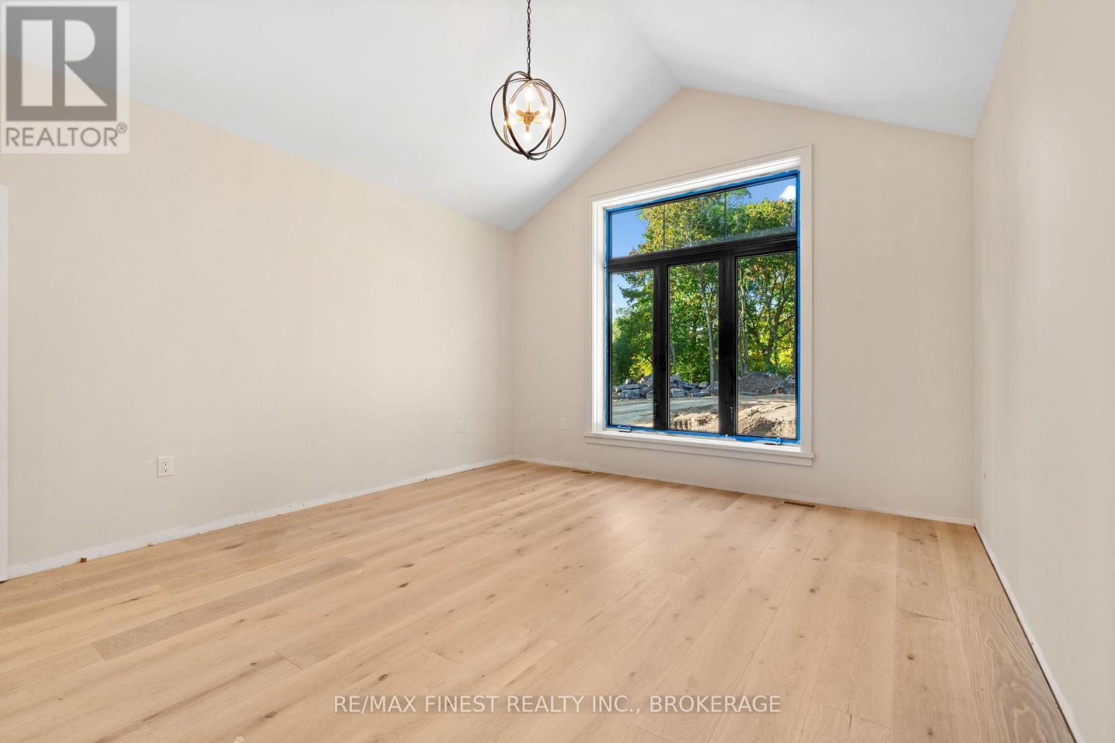 371 Maple Ridge Drive, Kingston, Ontario  K7M 5P1 - Photo 20 - X12419515