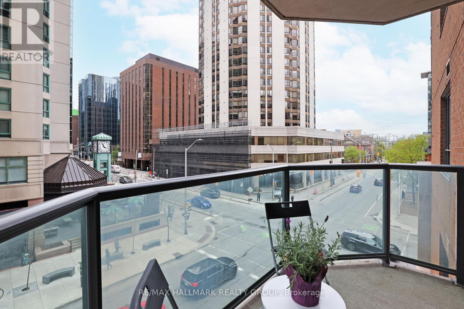 405 - 445 Laurier Avenue W, Ottawa, Ontario  K1R 0A2 - Photo 22 - X12369987