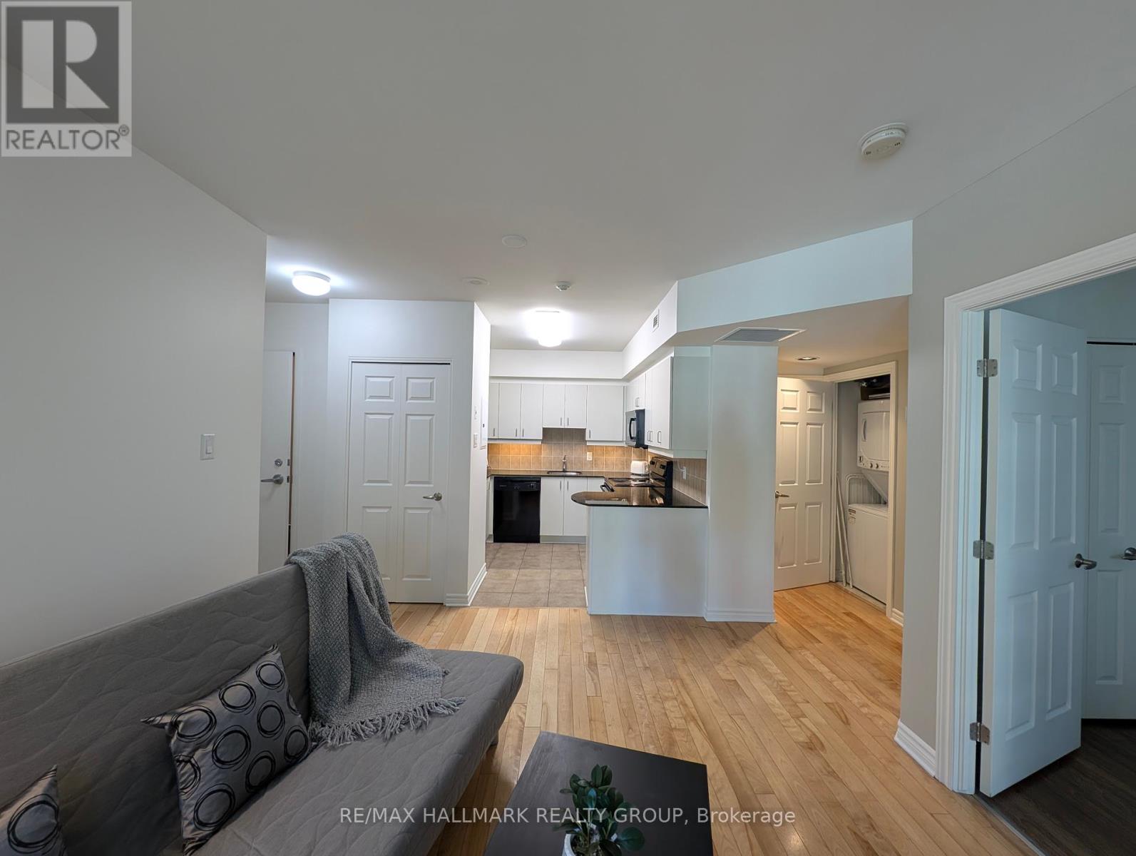 405 - 445 Laurier Avenue W, Ottawa, Ontario  K1R 0A2 - Photo 9 - X12369987