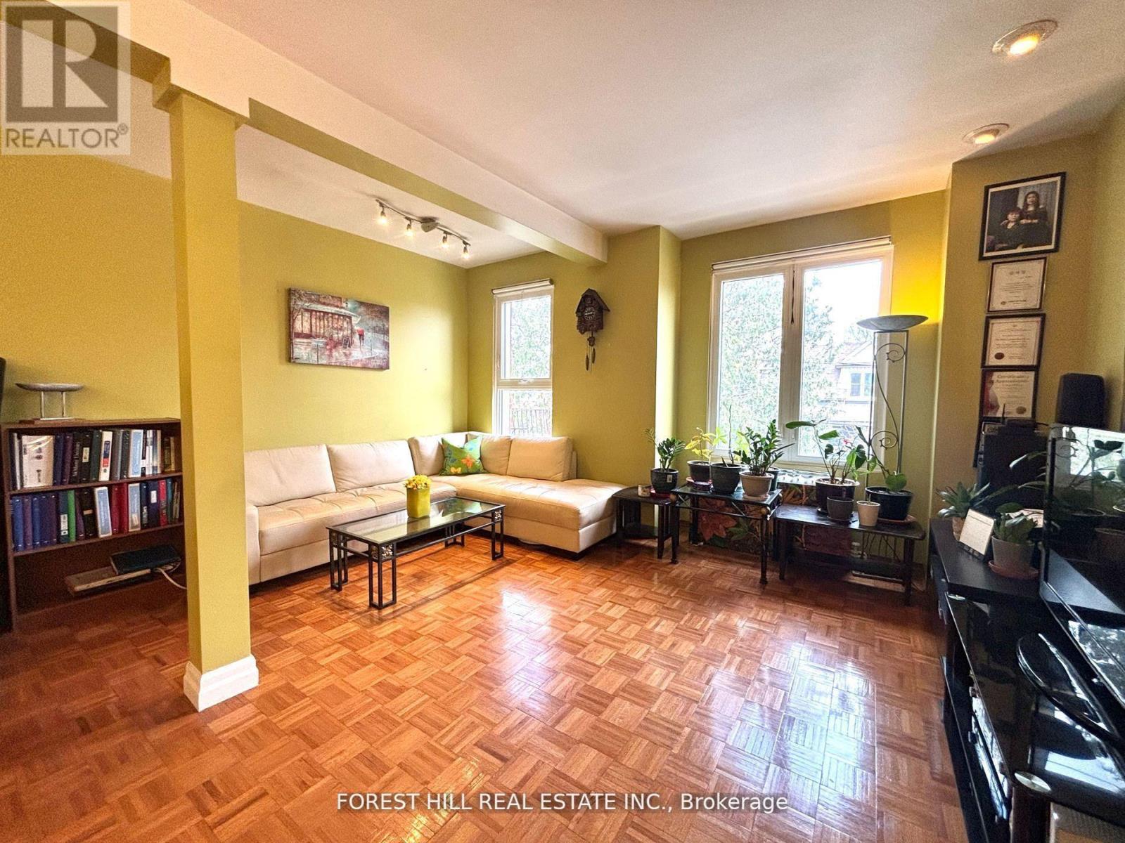 1046 Dovercourt Road, Toronto, Ontario  M6H 2X8 - Photo 14 - W12419378