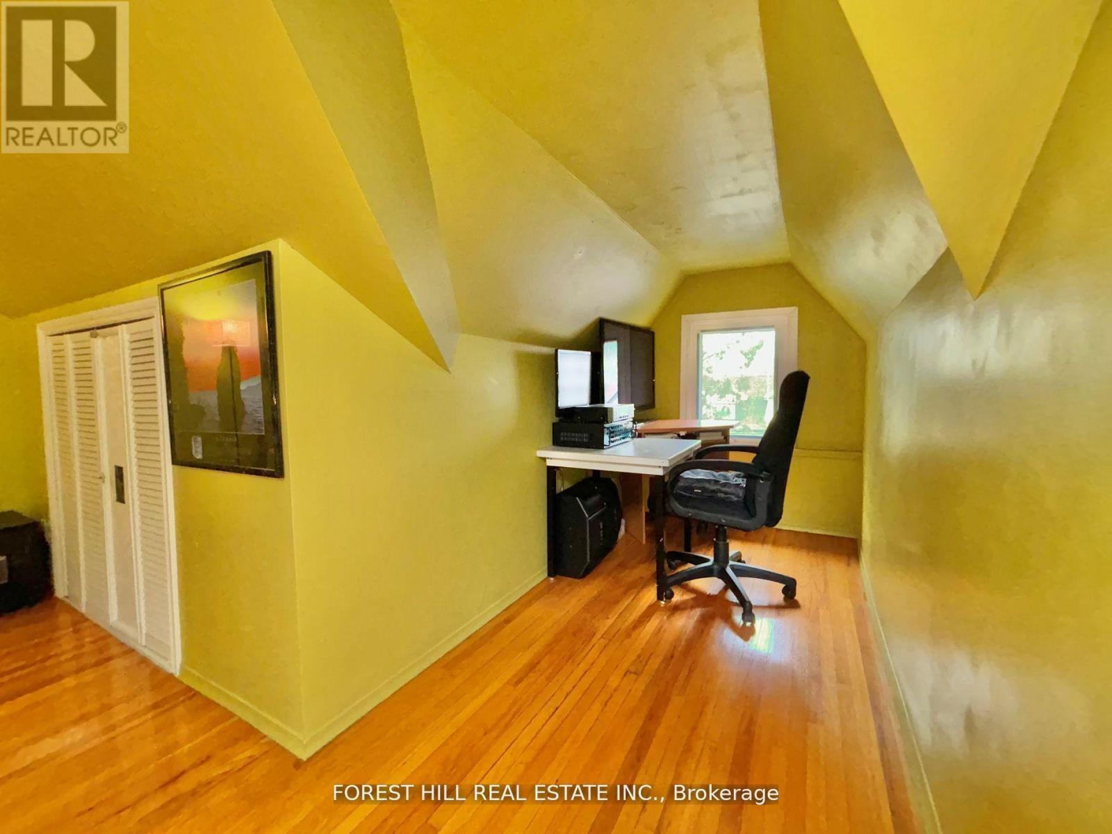 1046 Dovercourt Road, Toronto, Ontario  M6H 2X8 - Photo 21 - W12419378