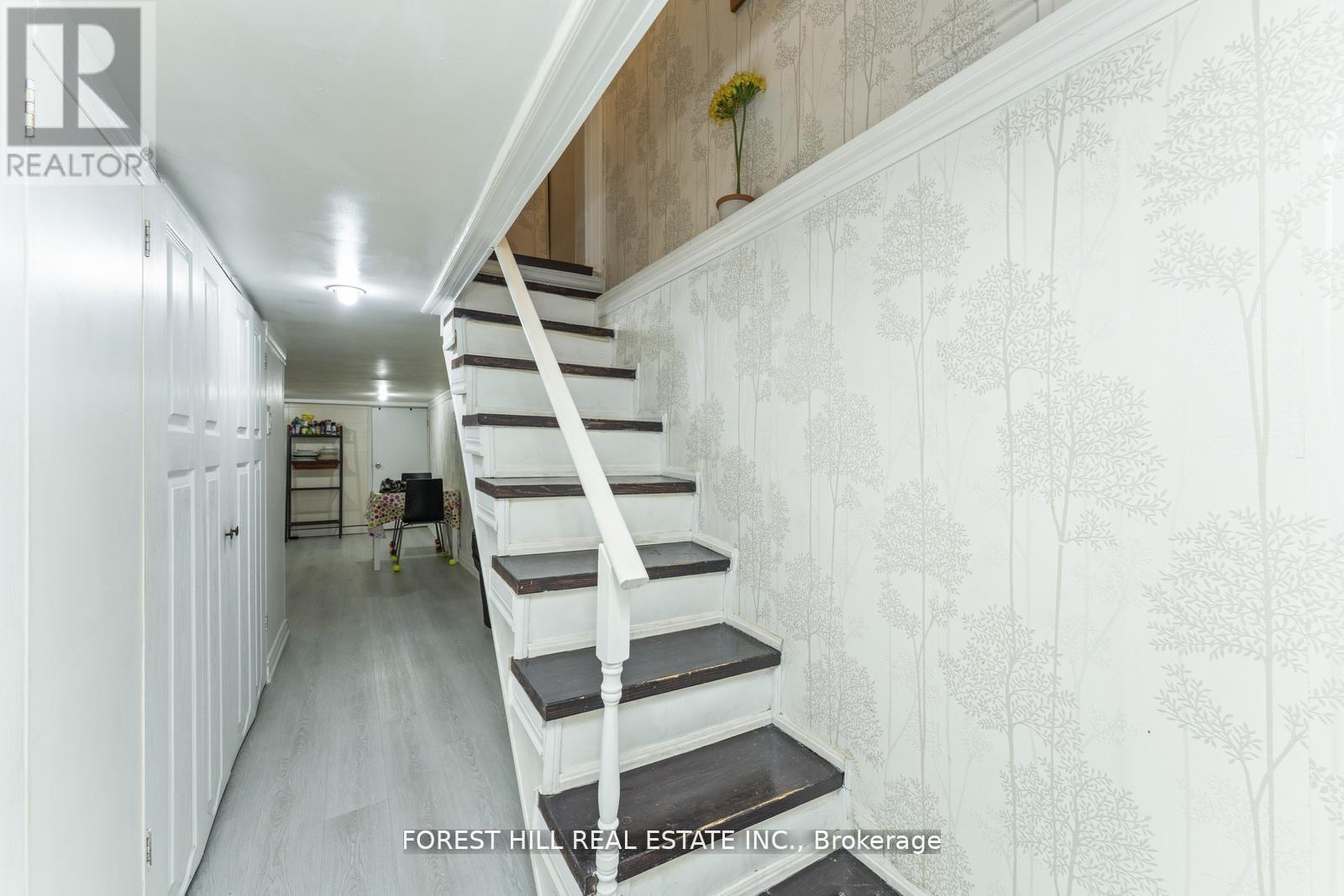 1046 Dovercourt Road, Toronto, Ontario  M6H 2X8 - Photo 27 - W12419378