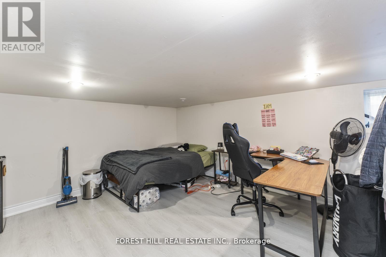 1046 Dovercourt Road, Toronto, Ontario  M6H 2X8 - Photo 31 - W12419378