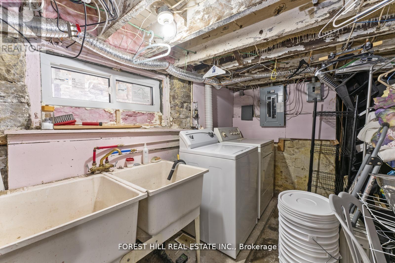 1046 Dovercourt Road, Toronto, Ontario  M6H 2X8 - Photo 42 - W12419378