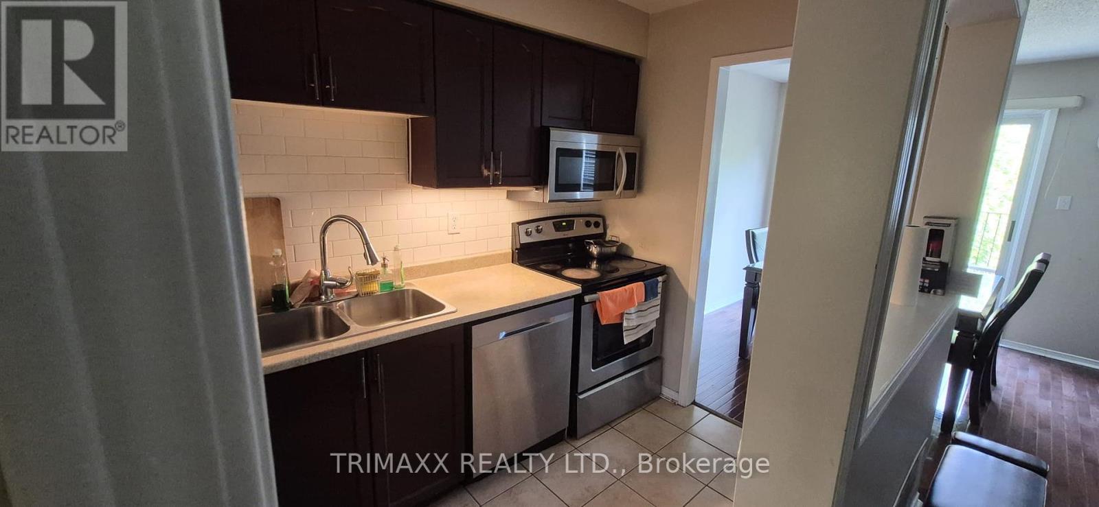 70 - 100 Brickyard Way, Brampton, Ontario  L6V 4L9 - Photo 5 - W12419379